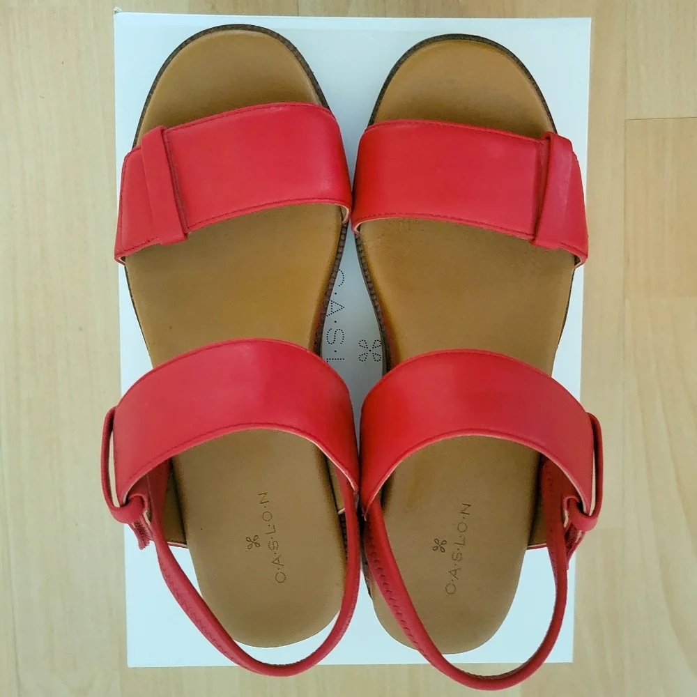 SOLD. Caslon Red Sandals - Picture 3 of 6
